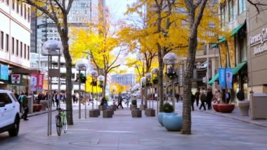 Öğle tatilinde 16th Street alışveriş merkezi