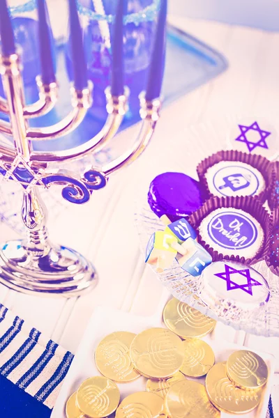 Bordsett for hanukka – stockfoto