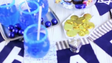 Tablo Hanukkah kutlamak için ayarla