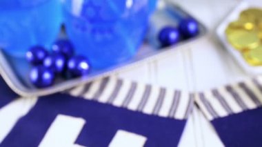 Tablo Hanukkah kutlamak için ayarla