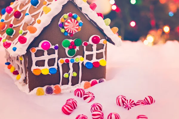 kurabiye evi dekore edilmiş