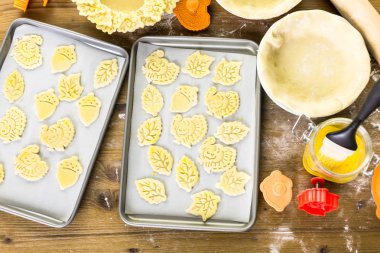 Sonbahar kesmek yapraklar, kabak pasta