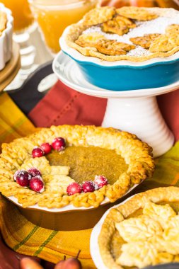 Ev yapımı kabak börek