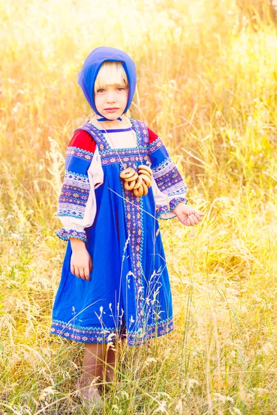 Ruské dítě v kostýmu — Stock fotografie