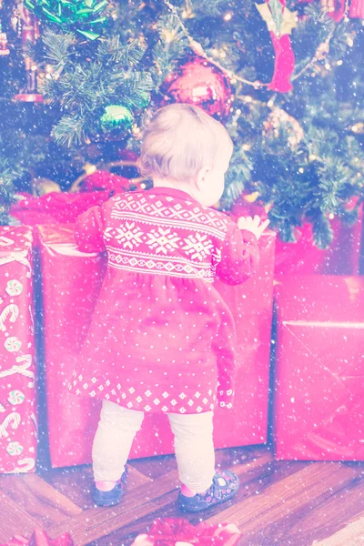 Bonito bebê menina no Christmass — Fotografia de Stock