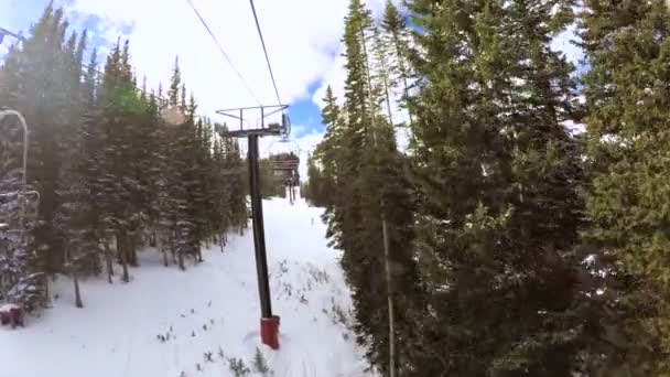 Skigebiet am Ende der Saison — Stockvideo