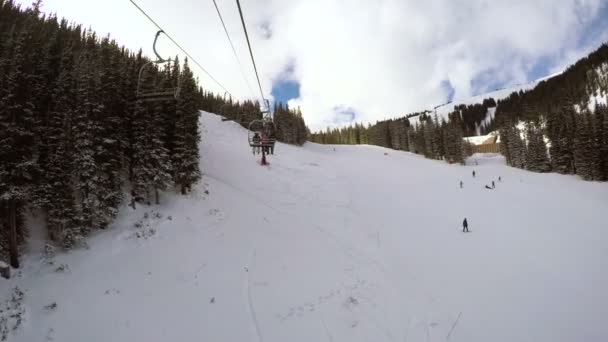 Ski resort i slutet av säsongen — Stockvideo