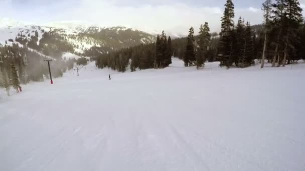 Ski resort i slutet av säsongen — Stockvideo