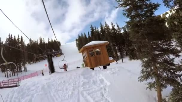 Estación de esquí al final de la temporada — Vídeo de stock