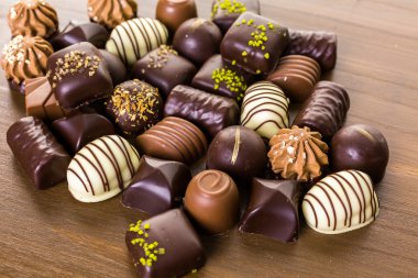 çeşitli gurme çikolata