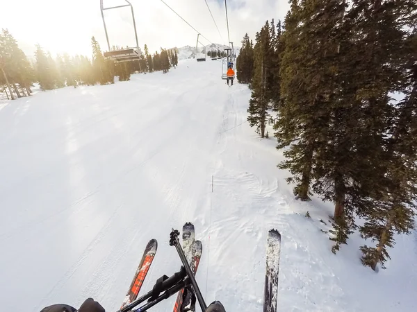 Vinter dag, alpin skidåkning — Stockfoto