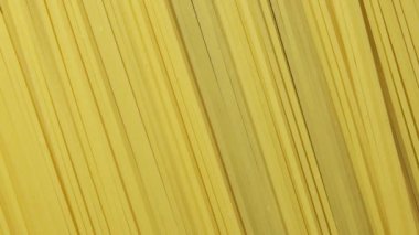 Çiğ çavdar spagetti dokusu arka planı. Kapatın. İtalyan Spagetti çiğ gıda arka plan dokusu.