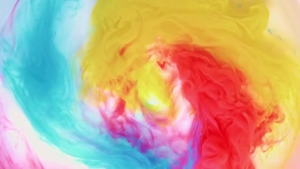 Abstrakte Acrylfarbe Farben Bewegung. Blau rot gelb gemischt — Stockvideo