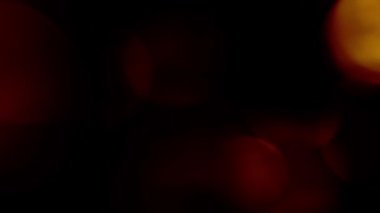 Açık kırmızı soyut Bokeh Efekti. Altın soyut arkaplan