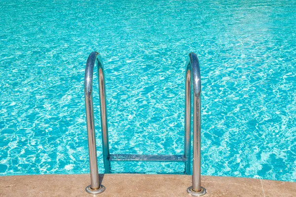 Schwimmbadeintritt Geländer Treppe Hinunter Zum Schwimmbad — Stockfoto