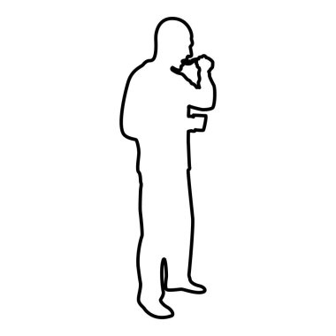 Kaşıkla yemek tatma konseptinden yemek deneyen adam Şef 'in ana hatlarıyla siyah renk vektör çizimi düz resim çizmeye çalışıyor.