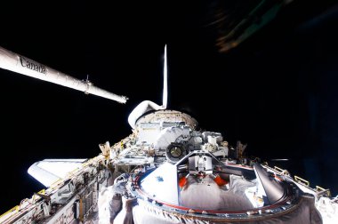 Endeavour & # 39; dikey dengeleyici ve kargo bölmesi, 17 Mayıs 2011 arka plan şablonu, bu görüntünün unsurları NASA tarafından desteklenmektedir