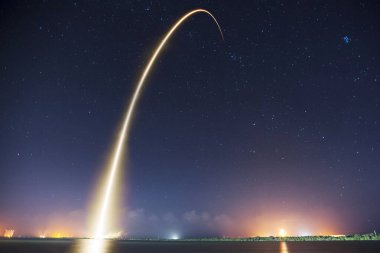 roket fırlatma ufku arkaplan şablonu, bu görüntünün elemanları Nasa tarafından desteklenmektedir