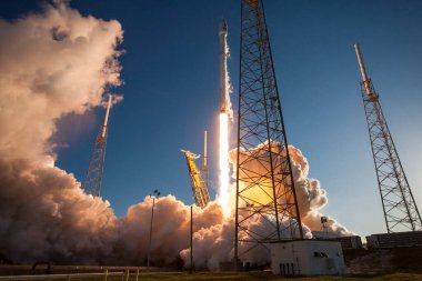 roket fırlatma arkaplan şablonu, bu resmin elemanları NASA tarafından desteklenmektedir