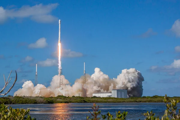 Plantilla Fondo Lanzamiento Cohetes Elementos Esta Imagen Proporcionados Por Nasa —  Fotos de Stock