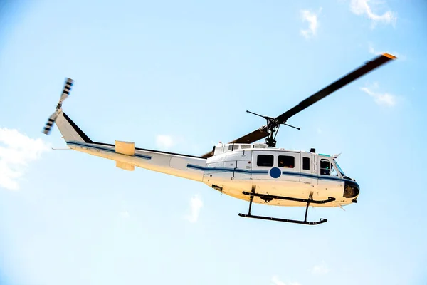 Вертолет Наса Взлетает Время Участия Учениях Mode Фоновом Шаблоне Наса — стоковое фото