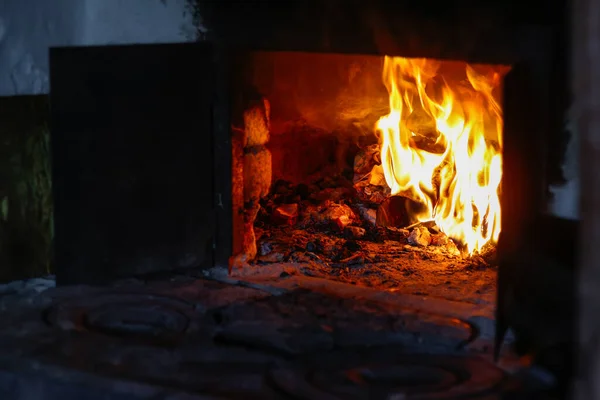 Sfocare Fuoco Fiamma Sfondo Legna Ardere Bruciata Vecchi Fornelli Forno — Foto Stock