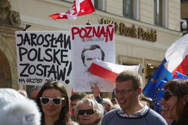 Wroclaw bölgesindeki protesto demokrasi savunma destekçileri Komitesi