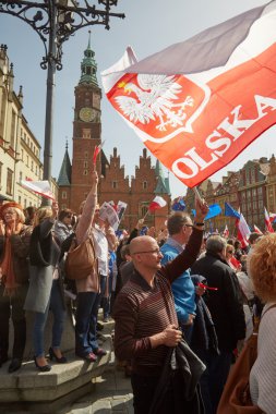 Wroclaw bölgesindeki protesto demokrasi savunma destekçileri Komitesi