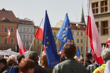Wroclaw bölgesindeki protesto demokrasi savunma destekçileri Komitesi