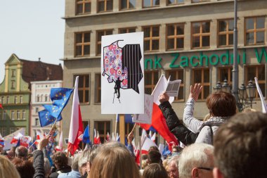 Wroclaw bölgesindeki protesto demokrasi savunma destekçileri Komitesi