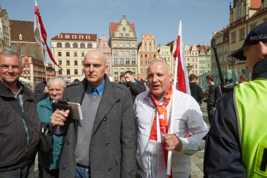 Wroclaw bölgesindeki protesto demokrasi savunma destekçileri Komitesi