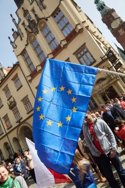Wroclaw bölgesindeki protesto demokrasi savunma destekçileri Komitesi