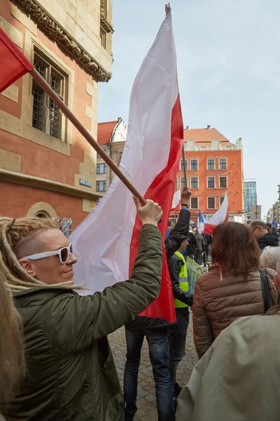 Комітет оборонного демократії прихильників протестують у Вроцлаві — стокове фото