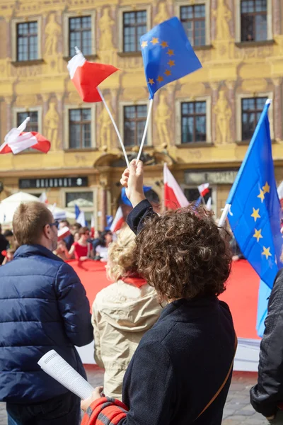 Wroclaw bölgesindeki protesto demokrasi savunma destekçileri Komitesi