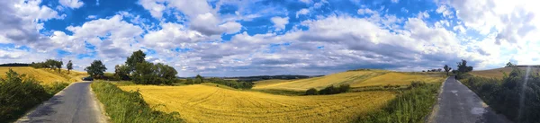 Extrém panorámás táj Sudety tartományban, Lengyelország — Stock Fotó