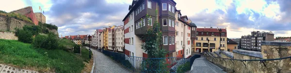 Klodzko 堡垒，在前景-波兰城市 — 图库照片