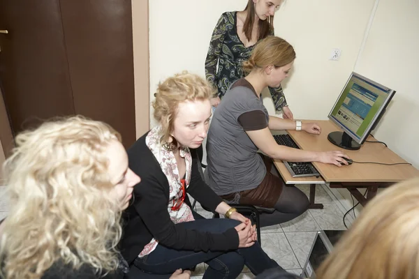 Estudiantes en el aula —  Fotos de Stock