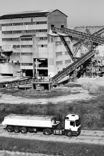 Sandverarbeitungsanlage — Stockfoto