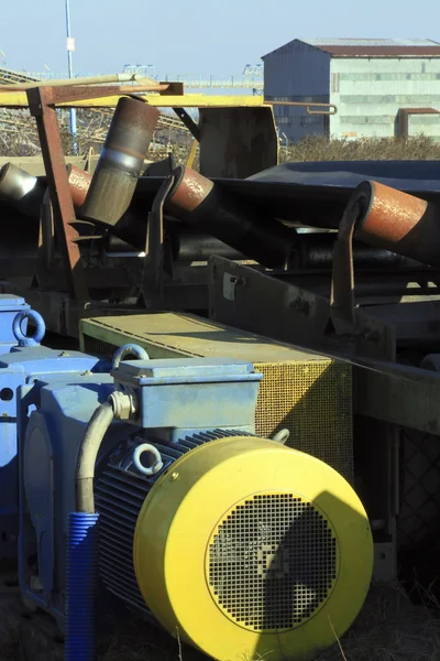 Convoyeur sur une usine de traitement du sable — Photo