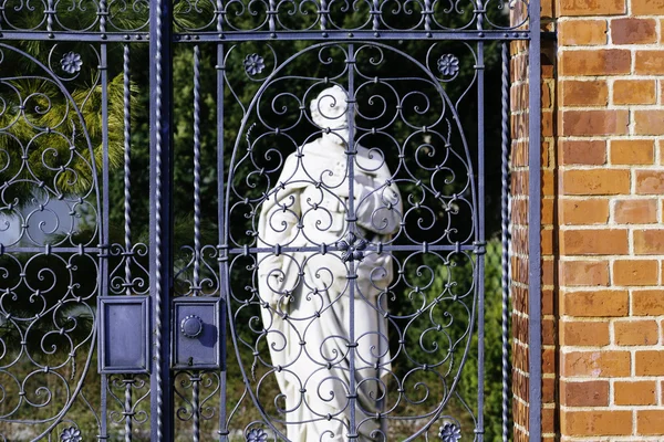 Peterstatue in Breslau in Polen — Stockfoto