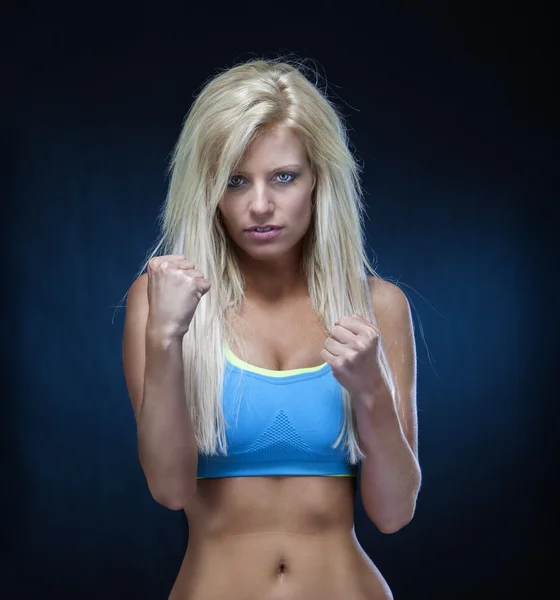 Young woman working out — Stock Photo, Image