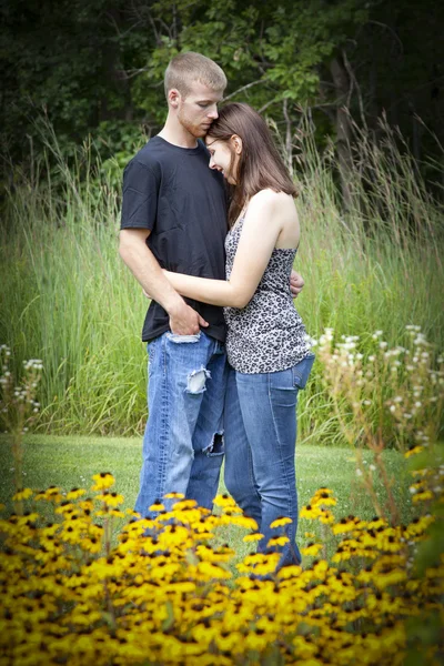 Cute couple — Stock Photo, Image