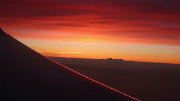 Puesta de sol desde el avión — Vídeo de stock