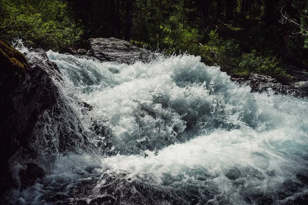 Большие Пороги Мощной Горной Реки Красивый Фон Лазурной Водой Быстрой — стоковое фото