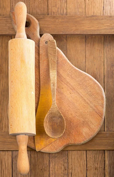 Rolling Pin Wood Olive Cutting Board Dark Wooden Table — Stock fotografie