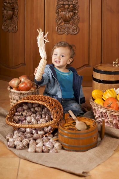 Bebê em um tampão de cozinheiro — Fotografia de Stock