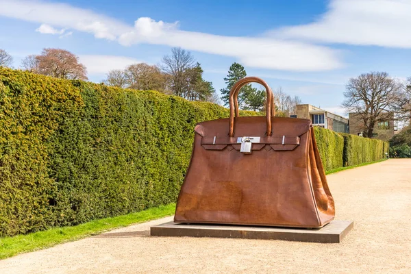 Wakefield Yorkshire April 2021 Outdoor Display Kalliopi Lemos Sculpture Bag — Stock Photo, Image