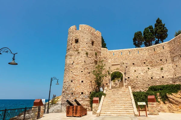 Kusadasi Turquia Junho 2019 Castelo Histórico Pequena Ilha Outro Lado — Fotografia de Stock