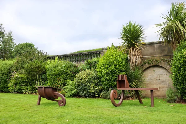 Wakefield Yorkshire Großbritannien August 2021 Ausstellung Von Zwei Skulpturen Edward — Stockfoto