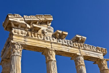 Apollon Tapınağı tarihi harabe.